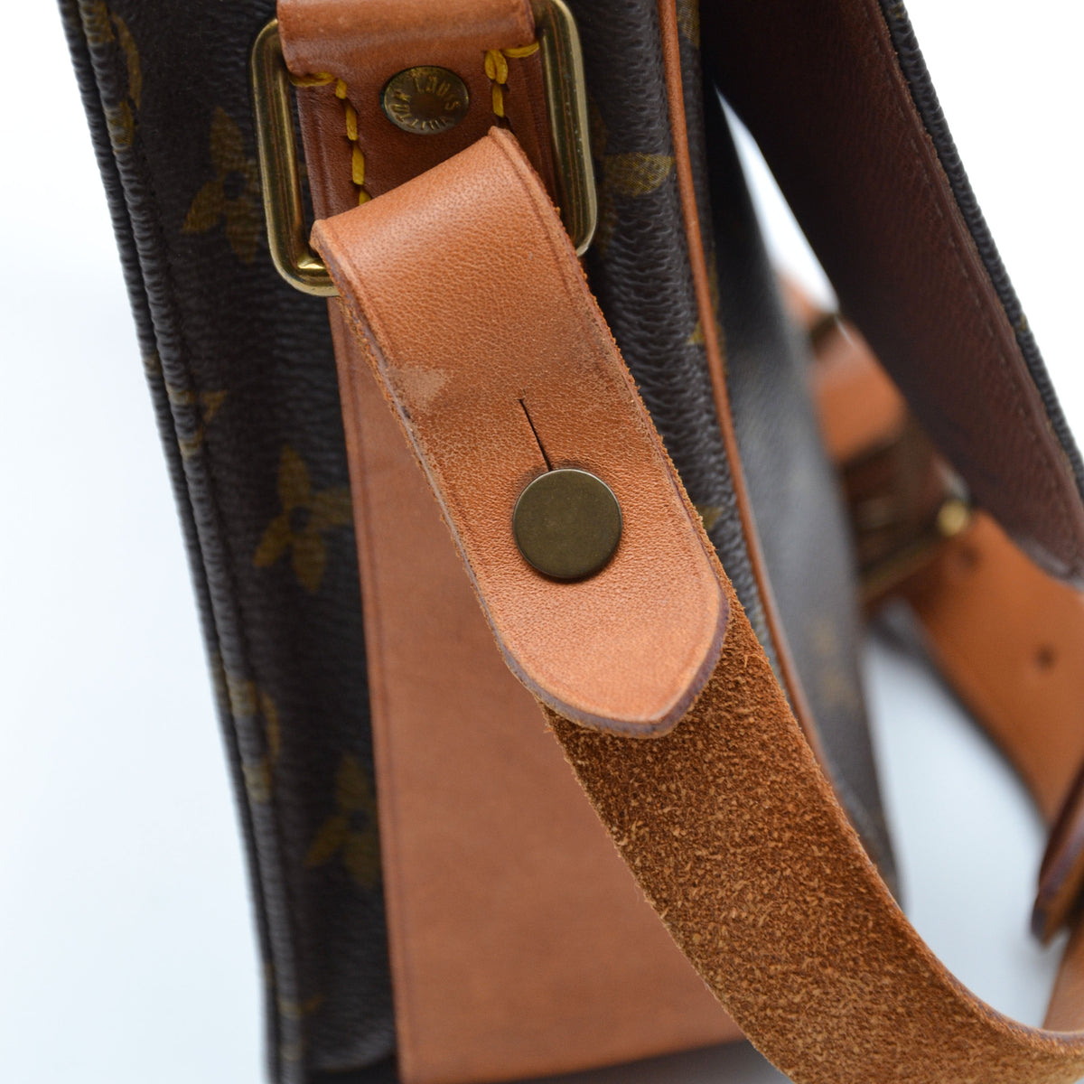 Louis Vuitton Cartouchière MM
