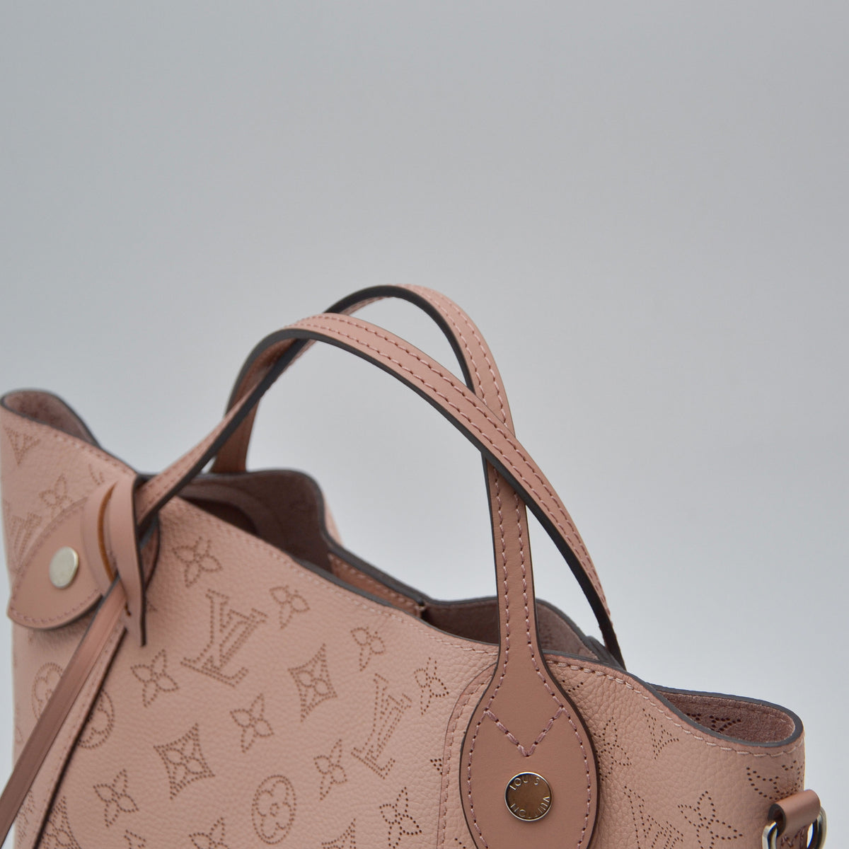 Sac Hina PM Louis Vuitton Cuir Mahina Rose