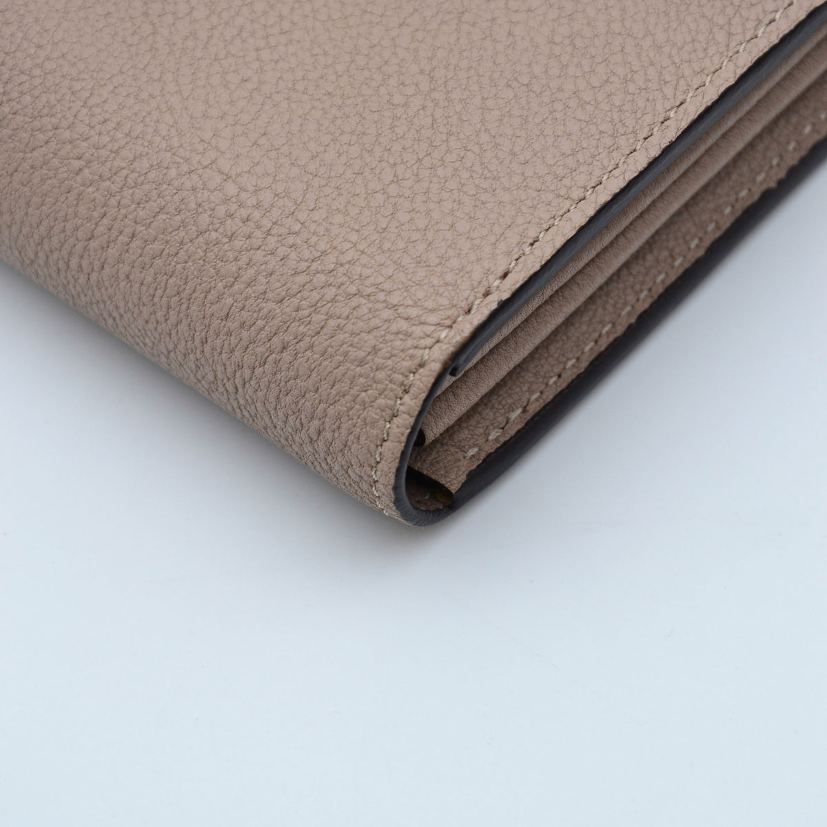 Louis Vuitton Portefeuille Comète Taurillon Taupe