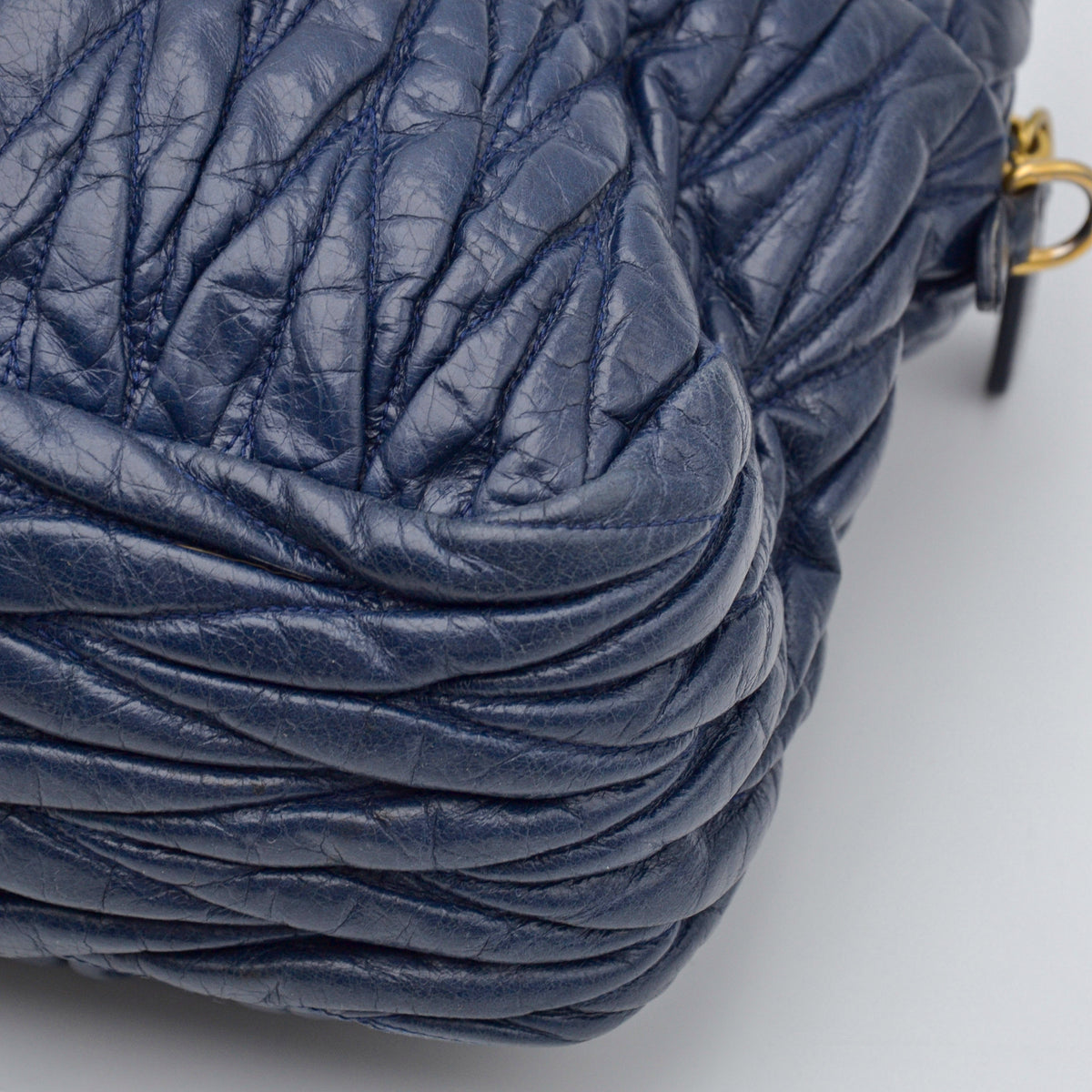 Miu Miu Coffer Cuir d'Agneau Bleu Marine