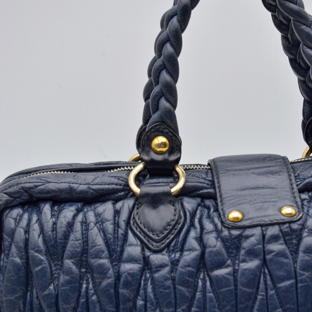 Miu Miu Coffer Cuir d'Agneau Bleu Marine