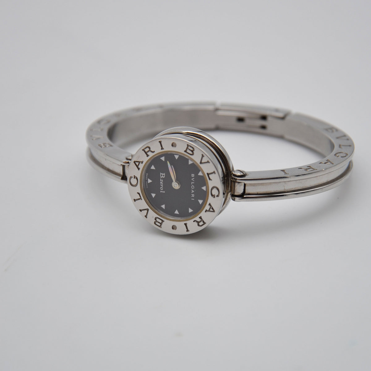 Montre Bulgari B.zero1 BZ22S Acier Cadran Noir Bracelet Jonc