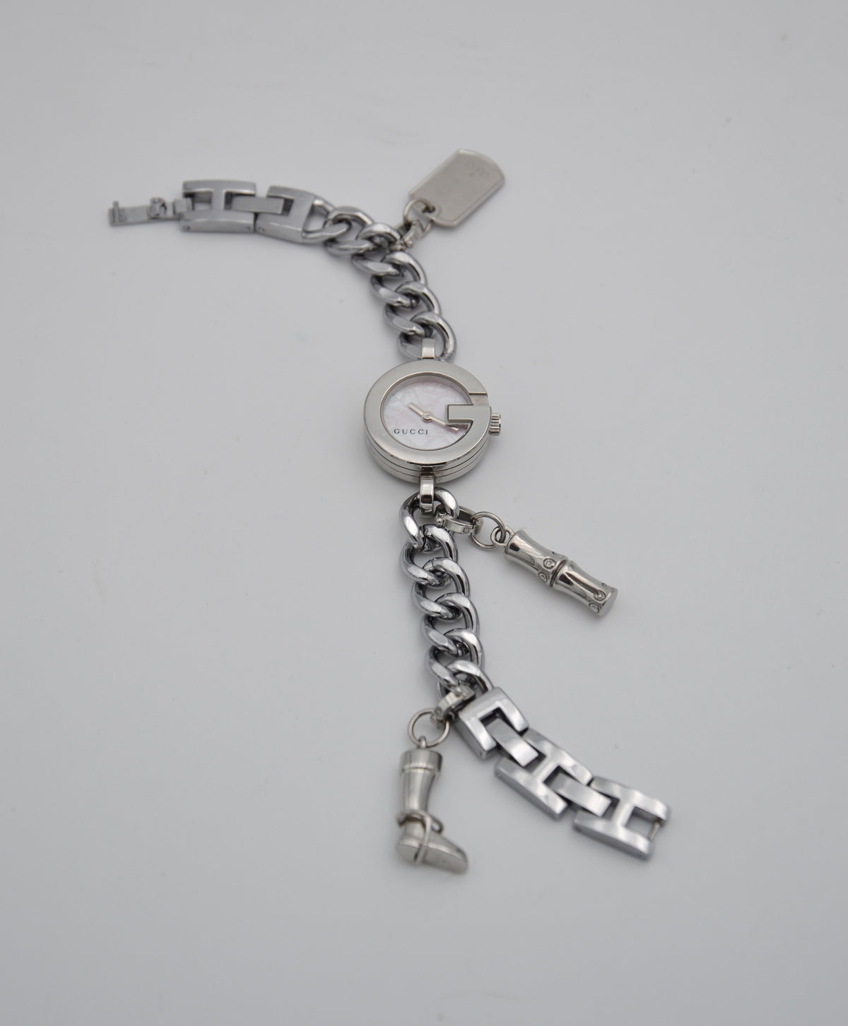 Montre Gucci 107 G vintage à charms