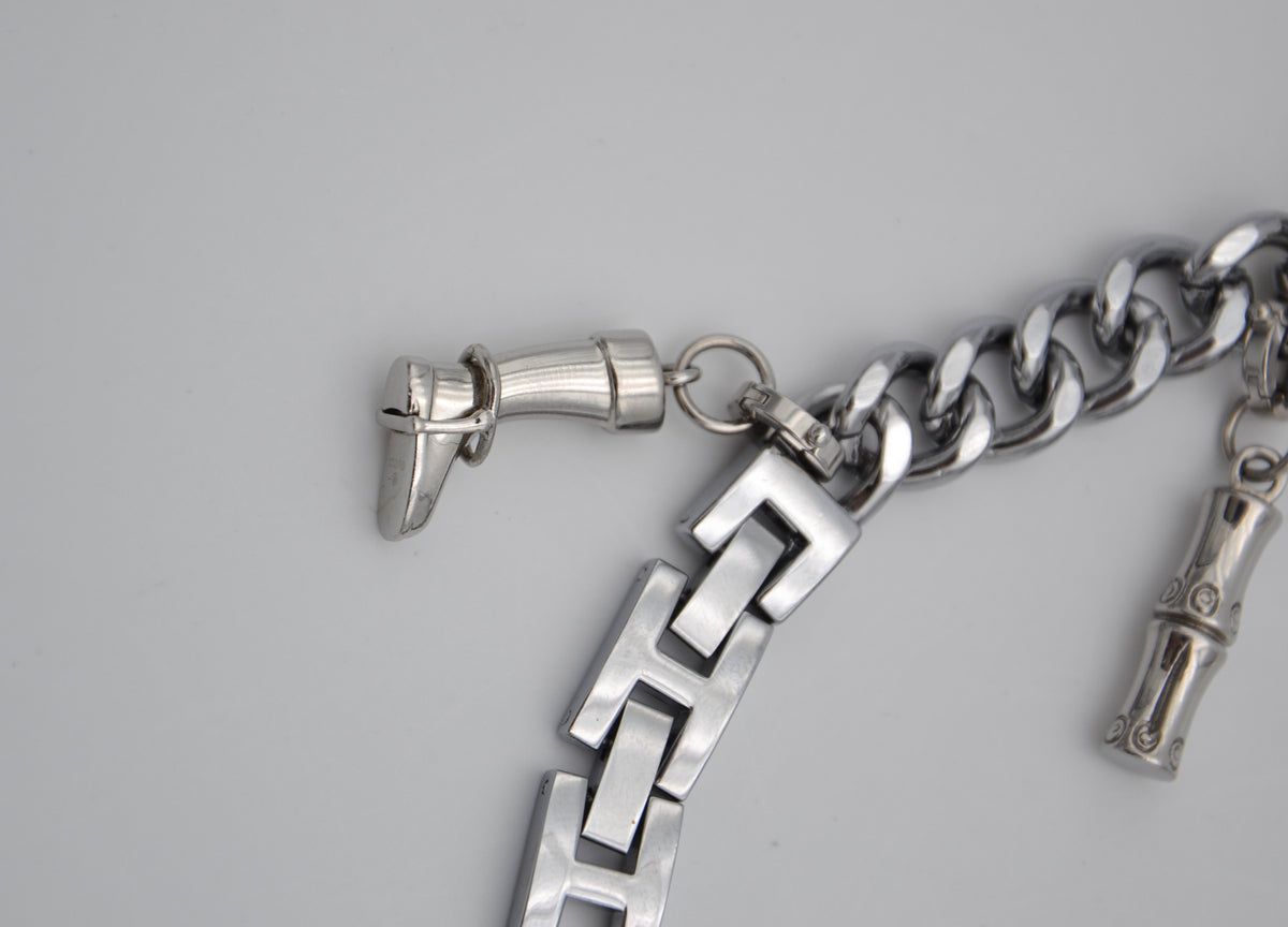 Montre Gucci 107 G vintage à charms