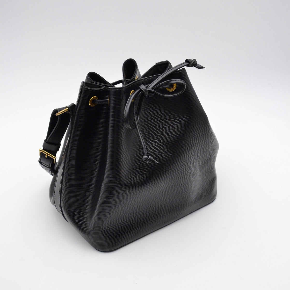 Louis Vuitton Noé moyen modèle cuir Épi noir
