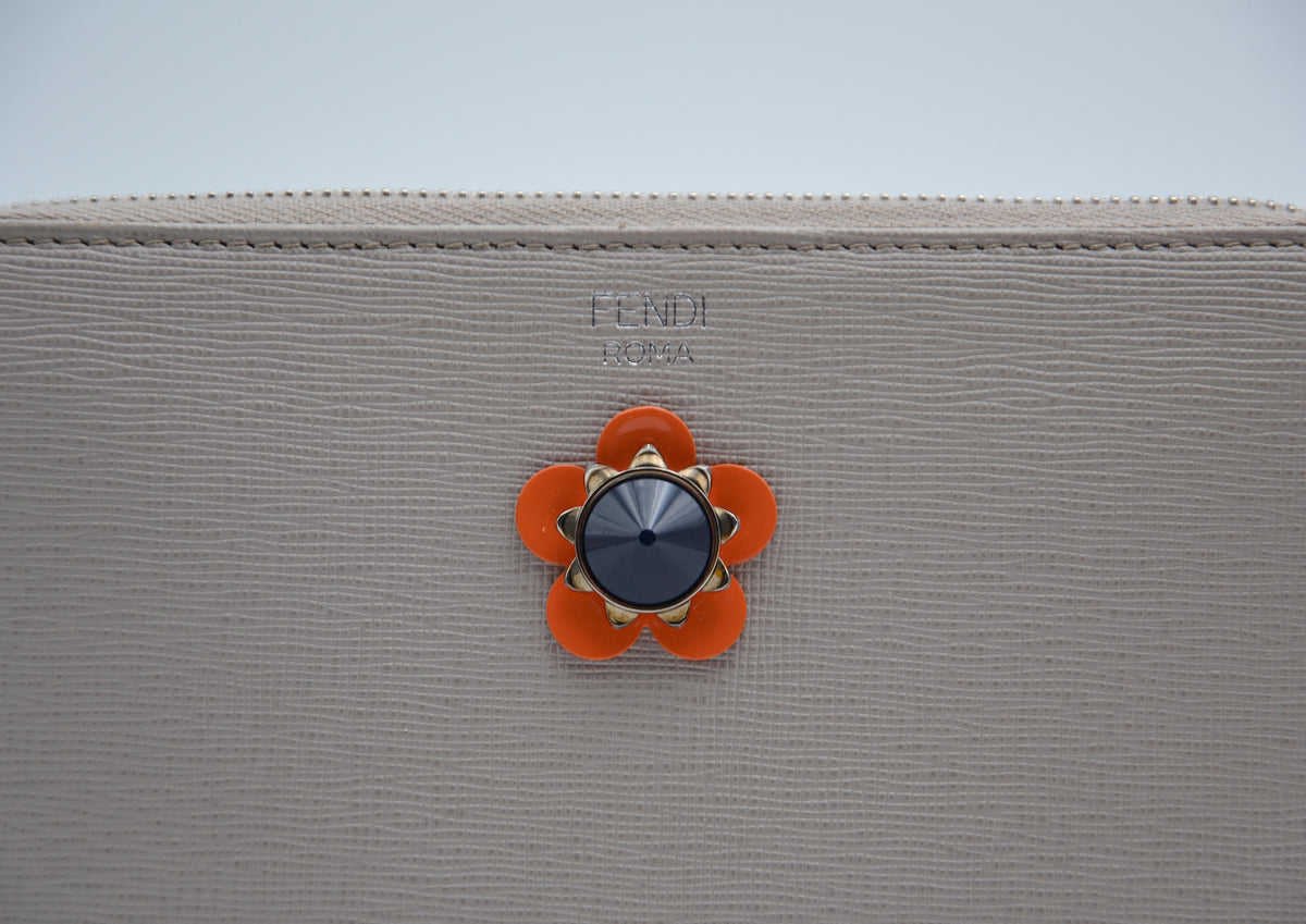 Portefeuille Fendi cuir beige zippé