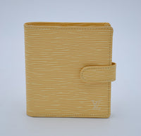 Portefeuille Louis Vuitton Compact en Cuir Epi Jaune Pastel