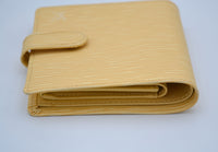 Portefeuille Louis Vuitton Compact en Cuir Epi Jaune Pastel