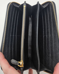 Portefeuille Long Prada En Cuir Saffiano