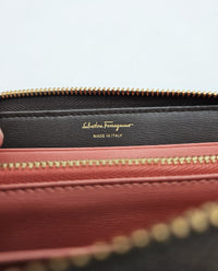 Portefeuille Zippy Salvatore Ferragamo en Cuir