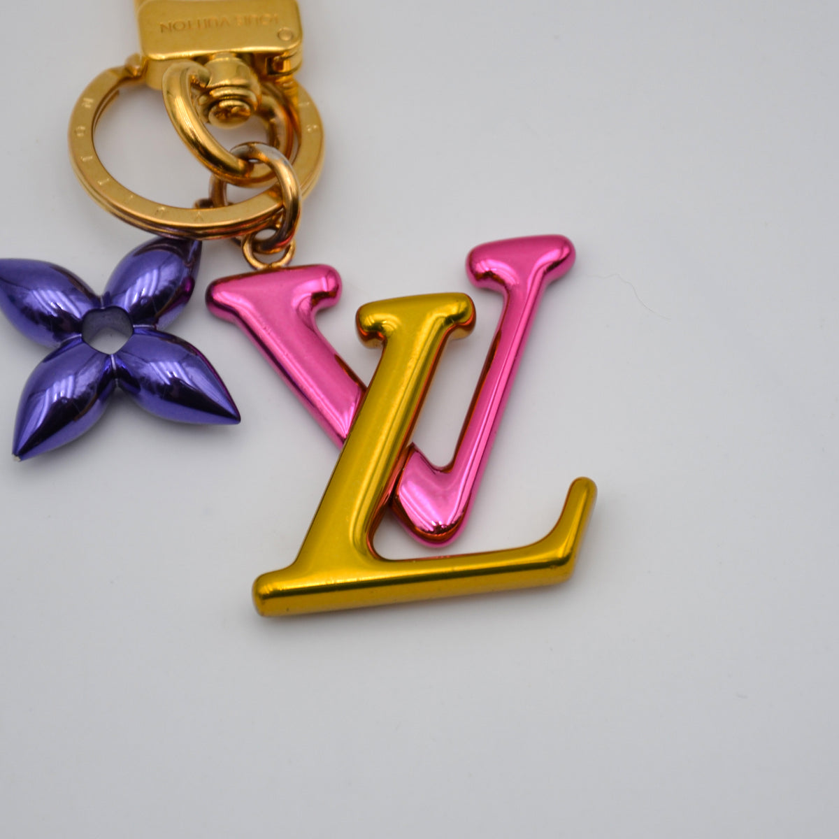 Porte-clés Louis Vuitton LV Initials & Fleur Monogram