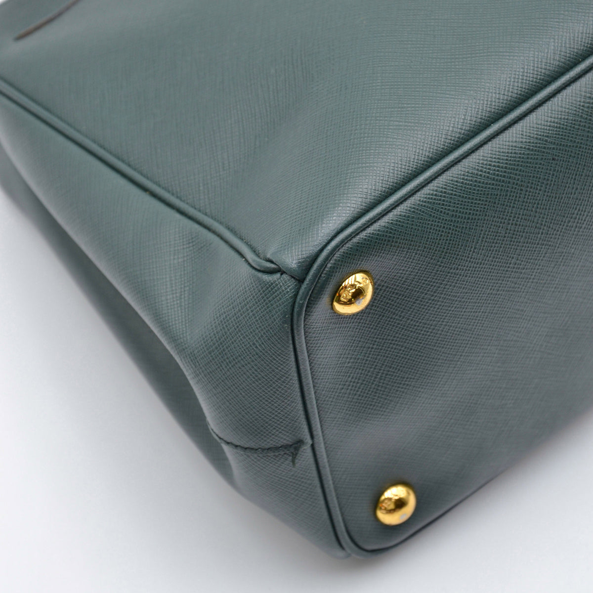 Galleria Small double zip Saffiano