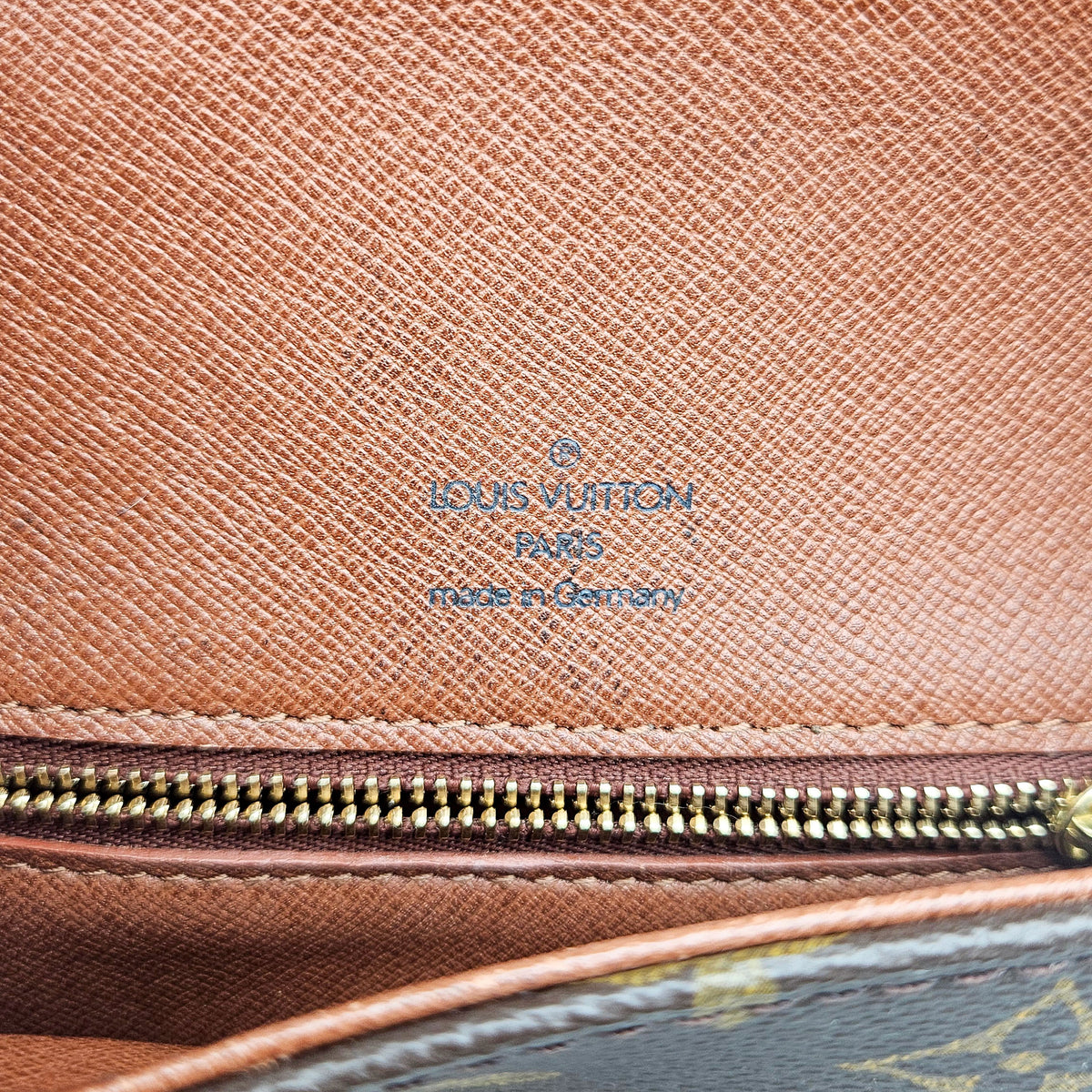 Louis Vuitton Saint Cloud MM Monogram