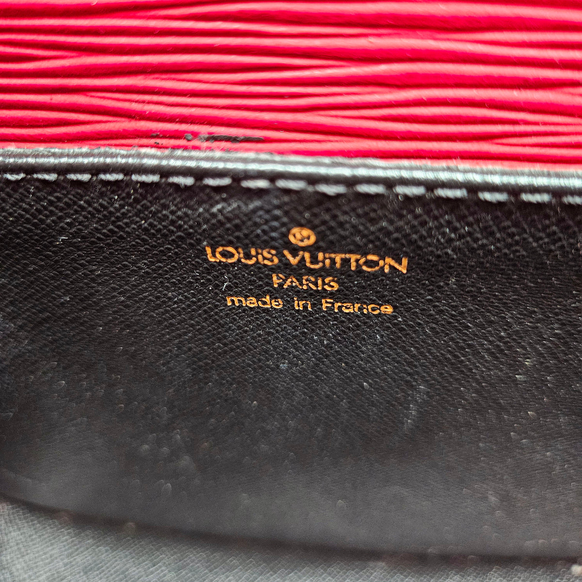 Louis Vuitton Saint Cloud PM Cuir Épi Rouge