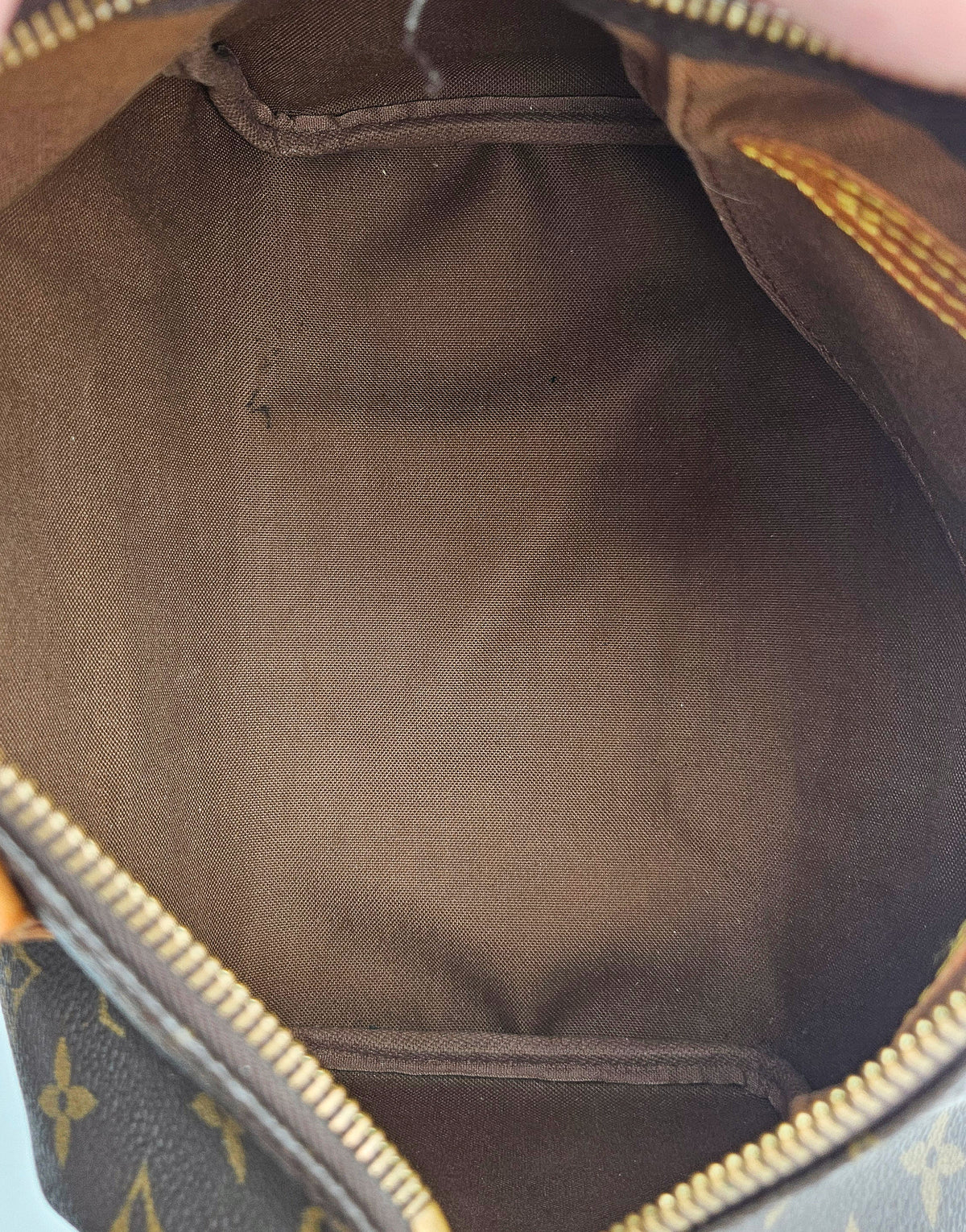 Louis Vuitton Speedy 25 toile Monogram