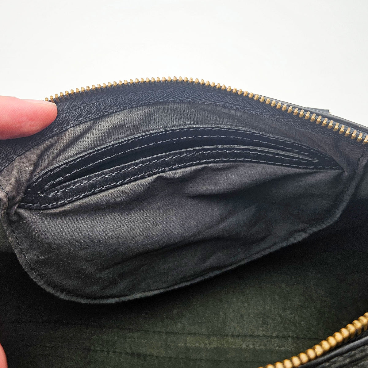 Louis Vuitton Speedy 30 Épi Noir