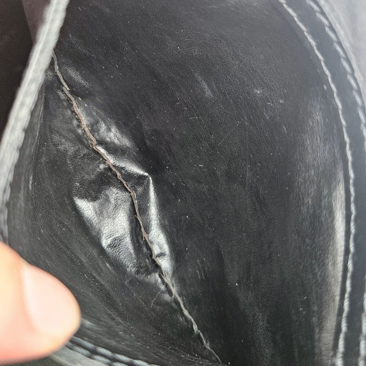 Louis Vuitton Speedy 30 Épi Noir