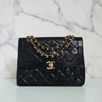 Vintage Chanel Double Flap Bag in Black Quilted Lambskin Leather (1986-1988)