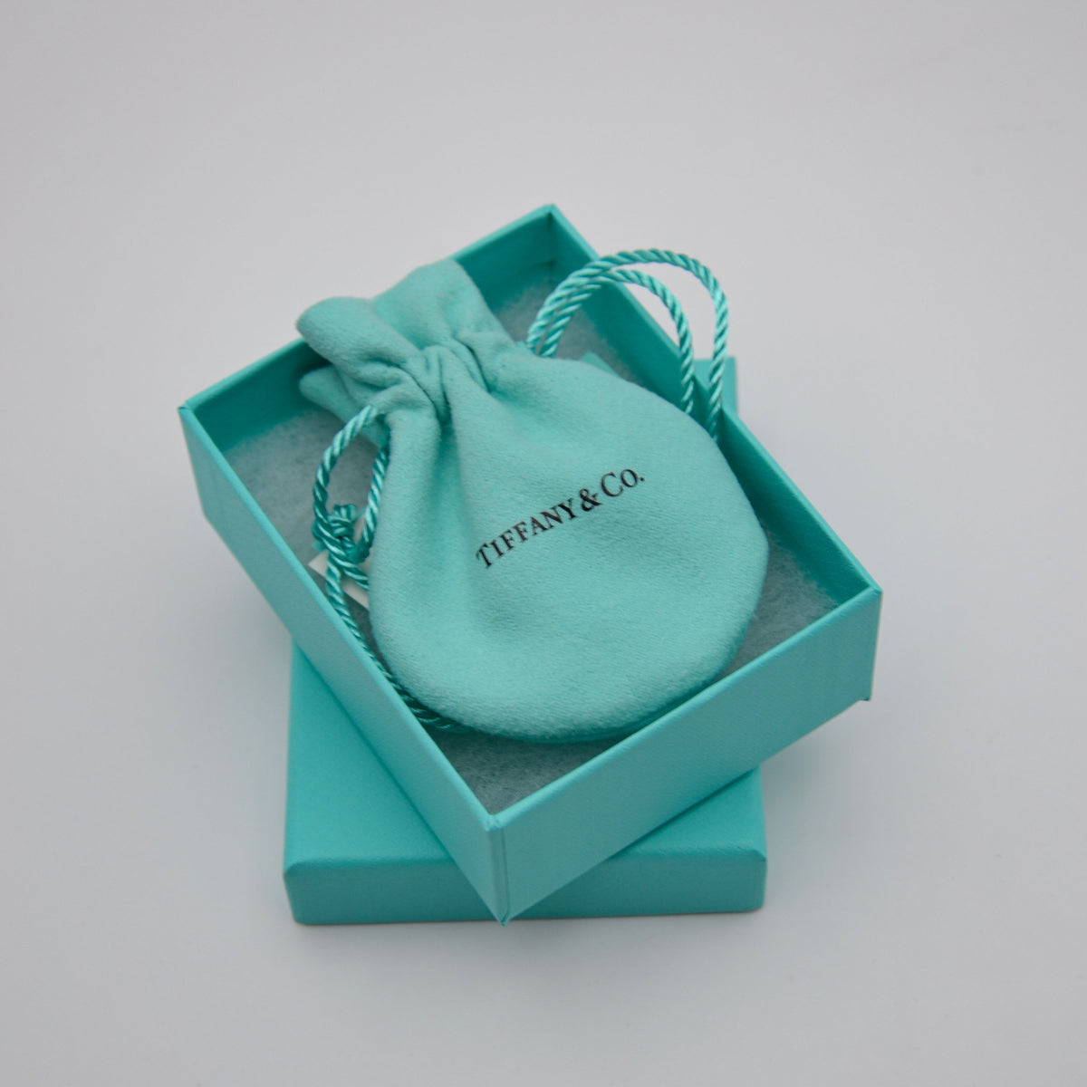 Collier Tiffany & Co. Paloma Picasso Loving Heart