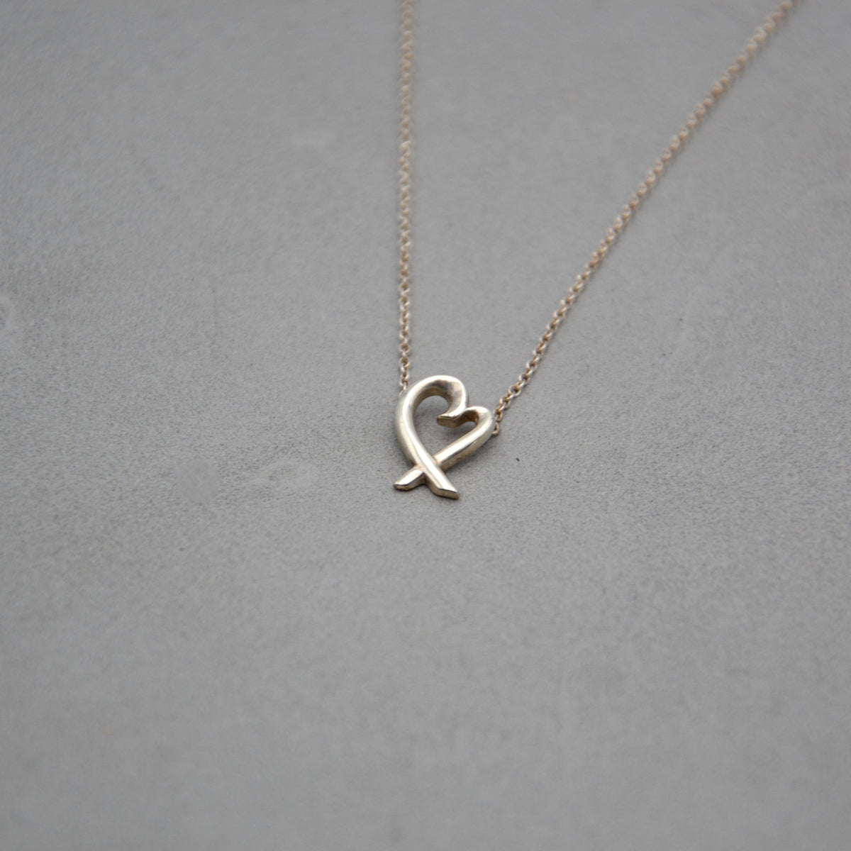 Collier Tiffany & Co. Paloma Picasso Loving Heart