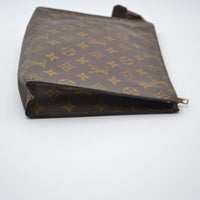 Pochette toilette Louis Vuitton 26 toile Monogram
