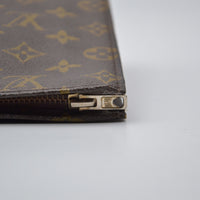 Pochette toilette Louis Vuitton 26 toile Monogram