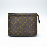 Pochette toilette Louis Vuitton 26 toile Monogram