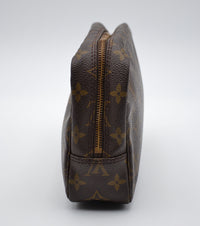 Trousse de toilette Louis Vuitton 23 Monogram vintage