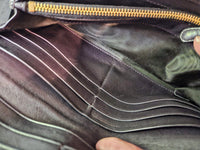 Portefeuille long Prada en nylon violet & cuir noir