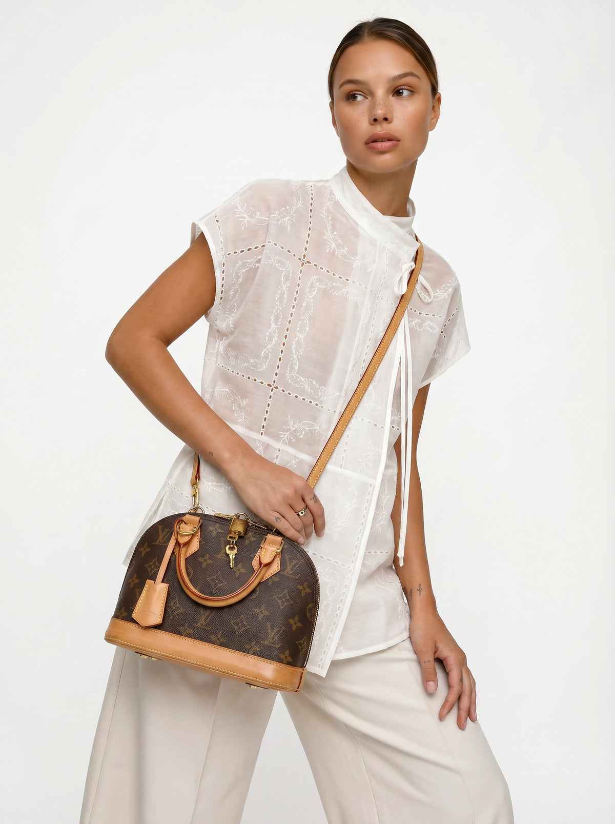 Louis Vuitton Alma BB Monogramme