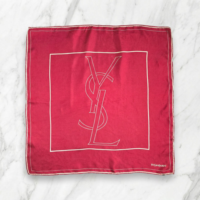 Petit Foulard Yves Saint Laurent Vintage en Soie