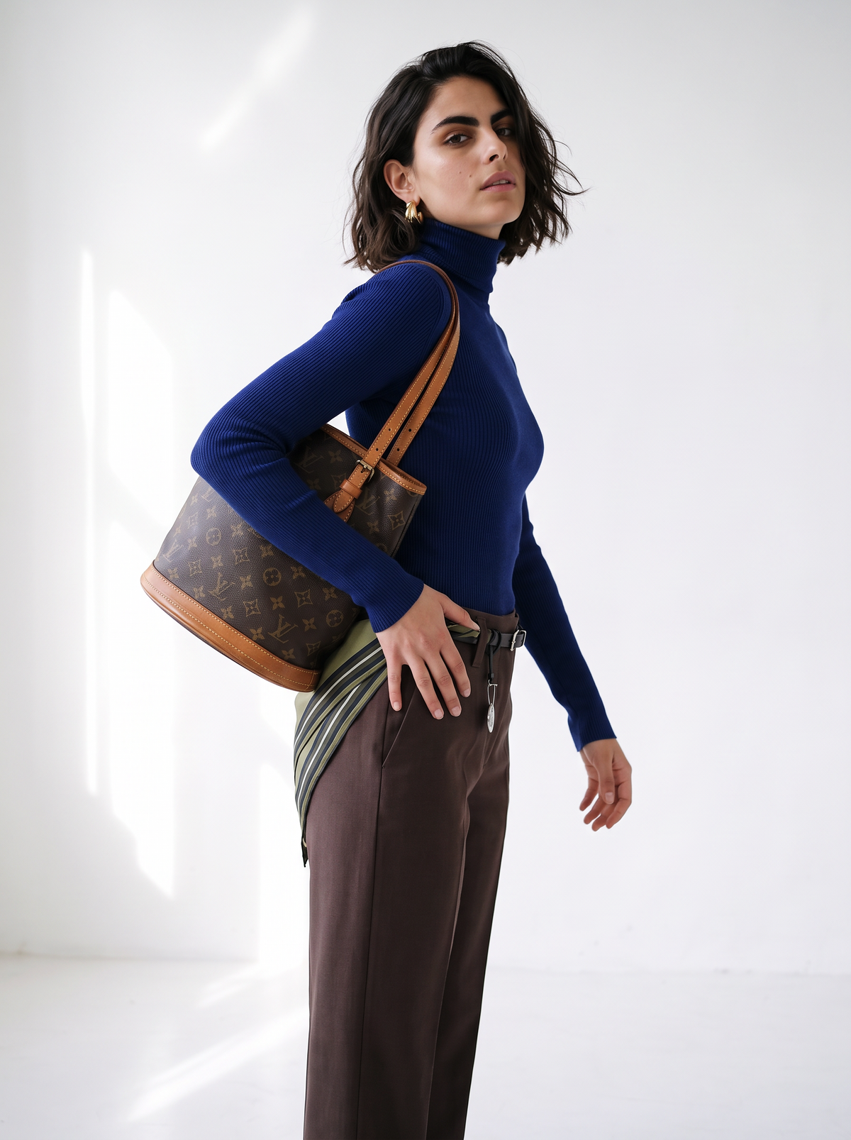 Sac Bucket PM monogram