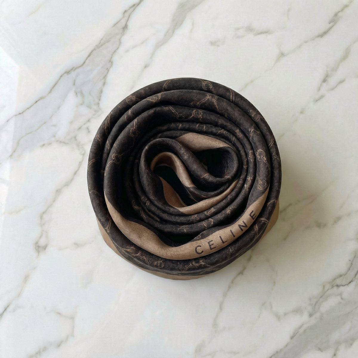 Bandana Céline vintage motif monogramme équestre