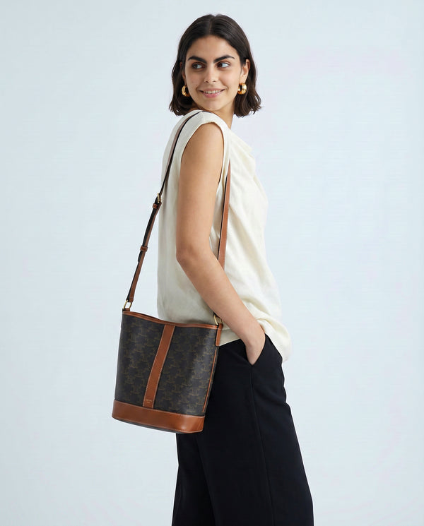 Céline Bucket Triomphe
