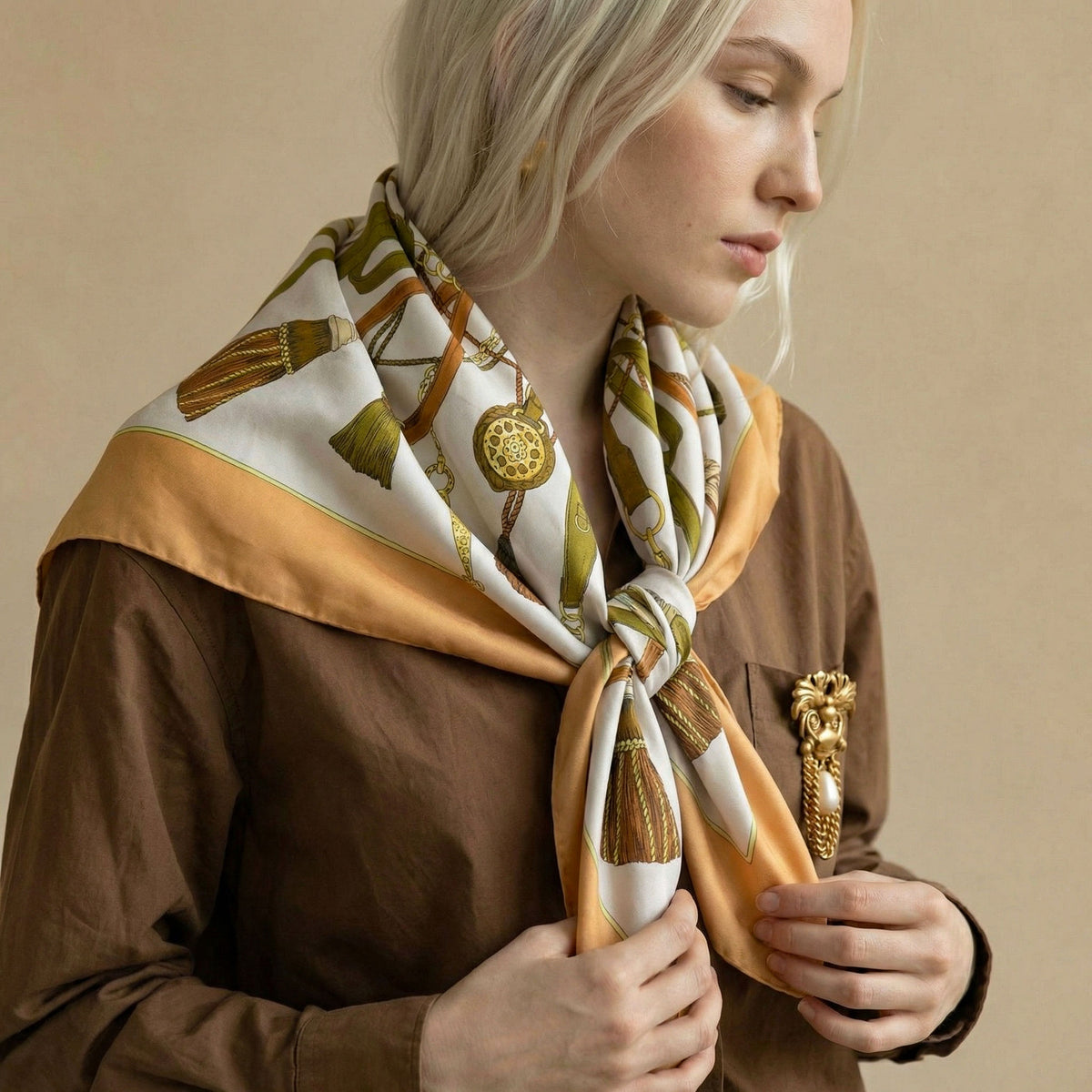 Foulard Céline vintage motif équestre & pampilles