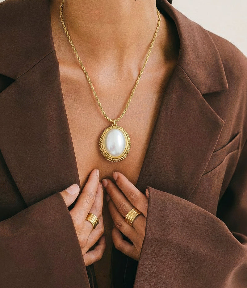Christian Dior Gold-Plated Necklace with Pearl Pendant