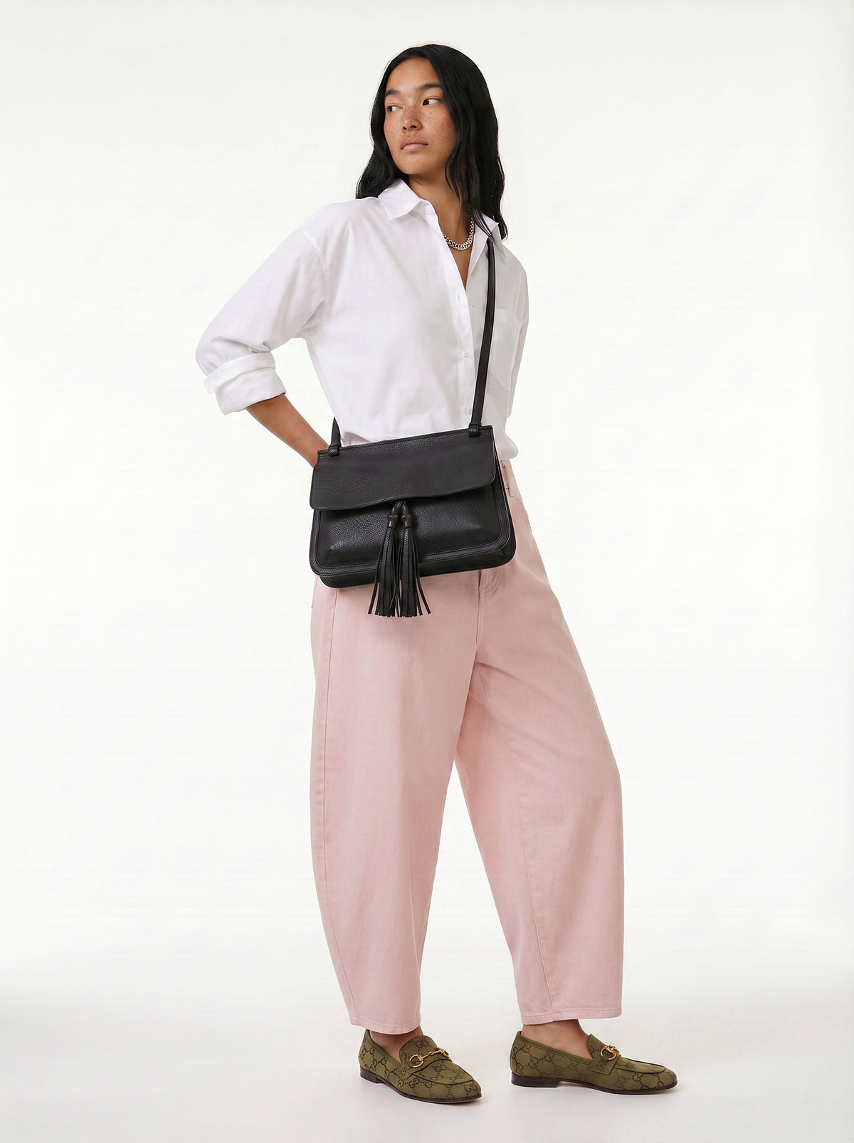 Gucci Daily Flap Cuir Grainé Noir — Pompon Bambou