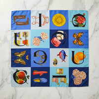 Foulard Vintage Gucci Multicolore À Motif Alphabet Illustré