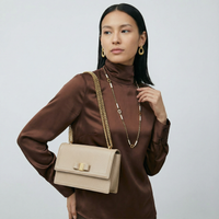 Sac Salvatore Ferragamo Ginny en Cuir Grainé Beige