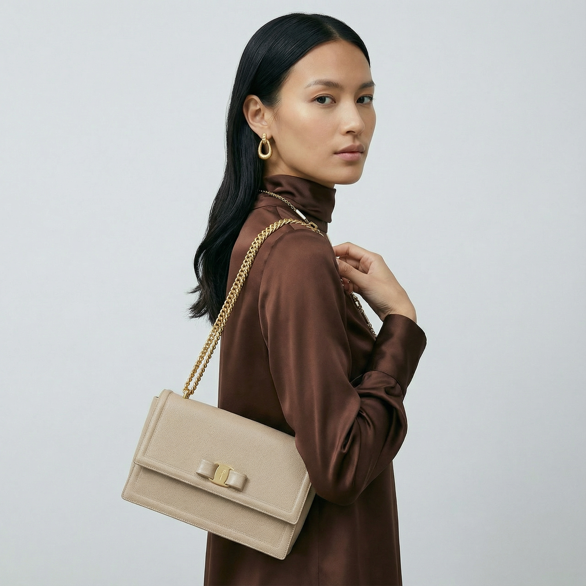 Sac Salvatore Ferragamo Ginny en Cuir Grainé Beige