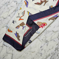 Foulard Vintage Salvatore Ferragamo À Motif Chaussures Multicolores