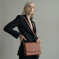 Sac Grenelle Louis Vuitton en cuir Épi kenyan – Boîte & Dustbag