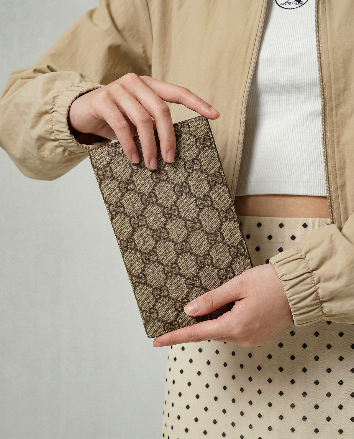 Portefeuille Long Gucci GG Supreme
