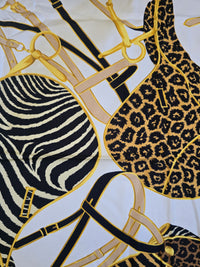 Foulard Gucci vintage en soie – Motifs équestres