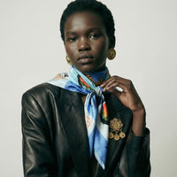 Foulard Vintage Gucci Multicolore À Motif Alphabet Illustré