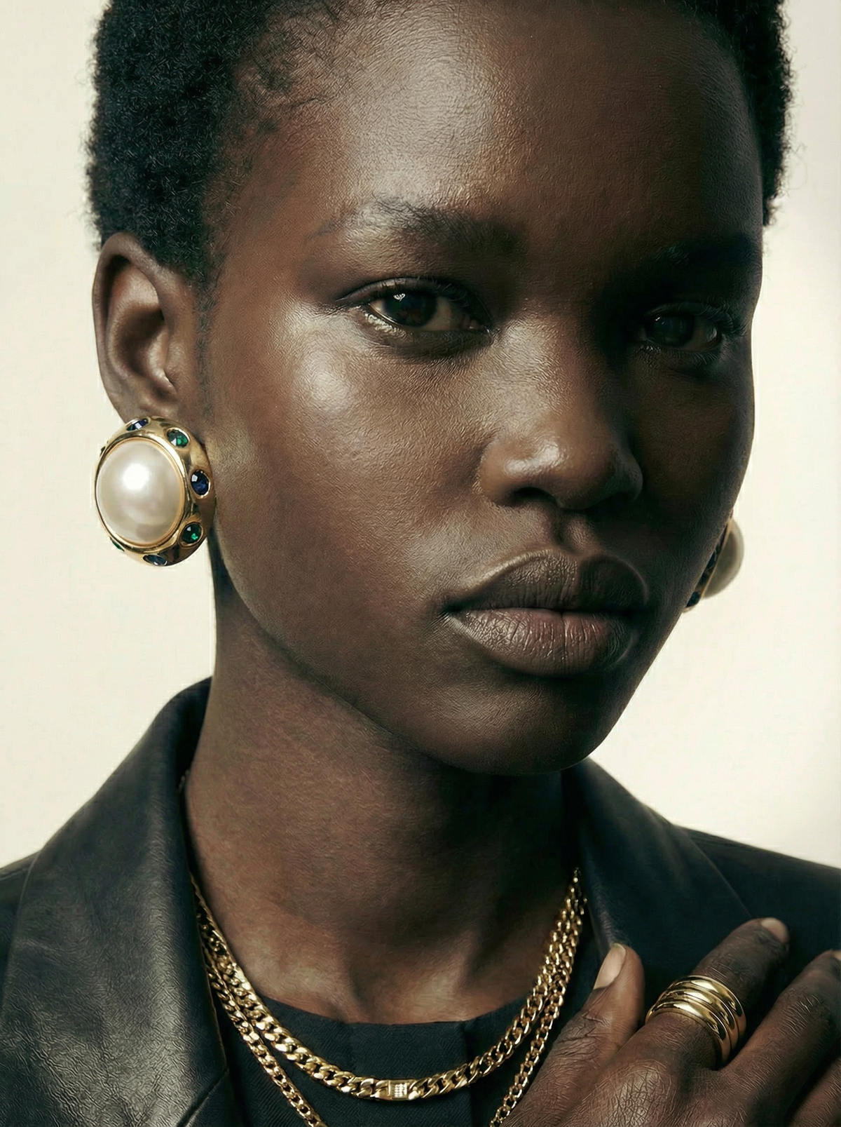 Vintage Nina Ricci Maxi Pearl & Rhinestones Clip-On Earrings