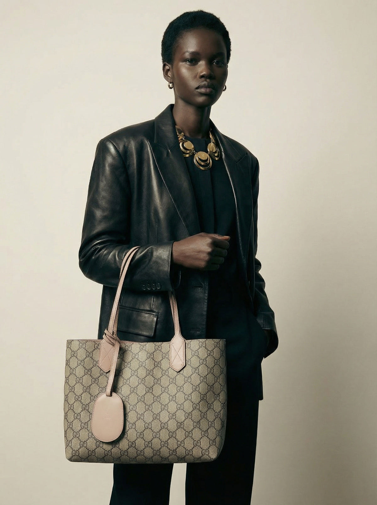 Tote MM Gucci Réversible GG Supreme