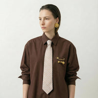 Vintage Gucci Silk Tie – Peach & White Chain-Link Pattern