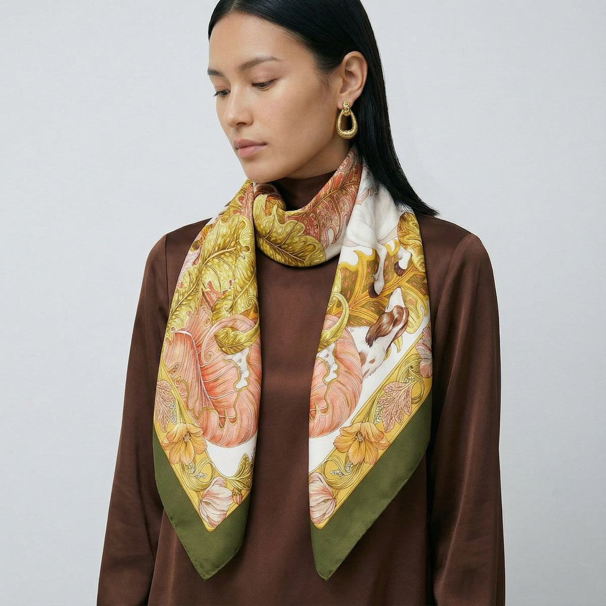 Foulard Salvatore Ferragamo Motif Floral et Animalier