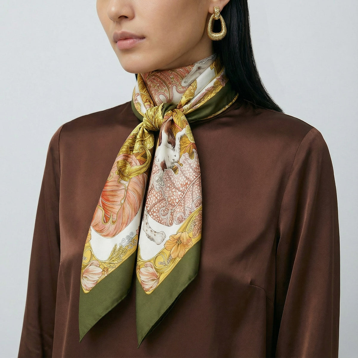 Foulard Salvatore Ferragamo Motif Floral et Animalier